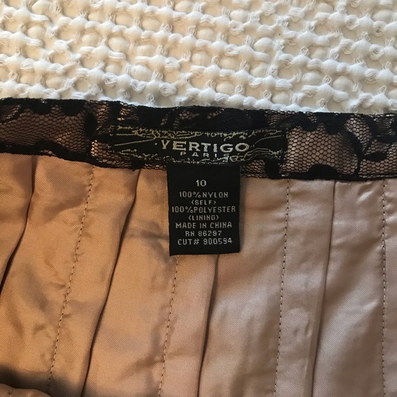 🌺Vertigo Paris Skirt 🌺 - Picture 6 of 7